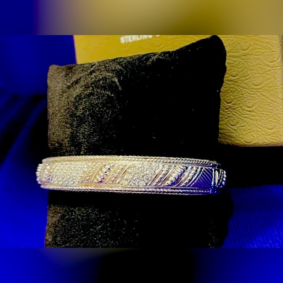 NWOT Judith Ripka Sterling Collection Diamonique Hinged Cuff Bracelet - Picture 3 of 6